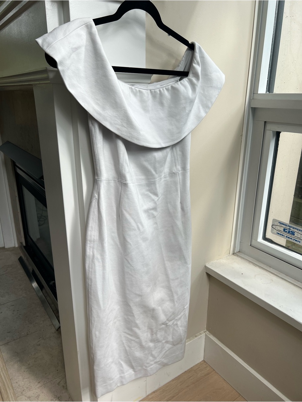 Aritzia Babaton Ruslan Dress
